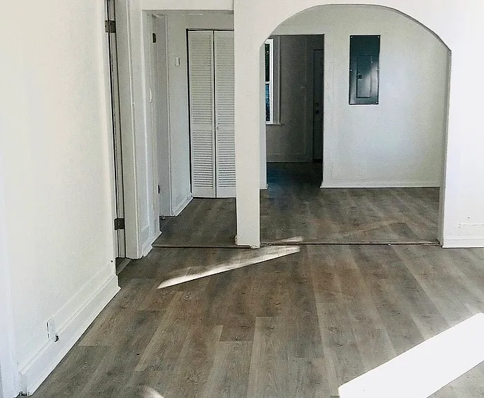 1478 W 5th St — Photo 3
