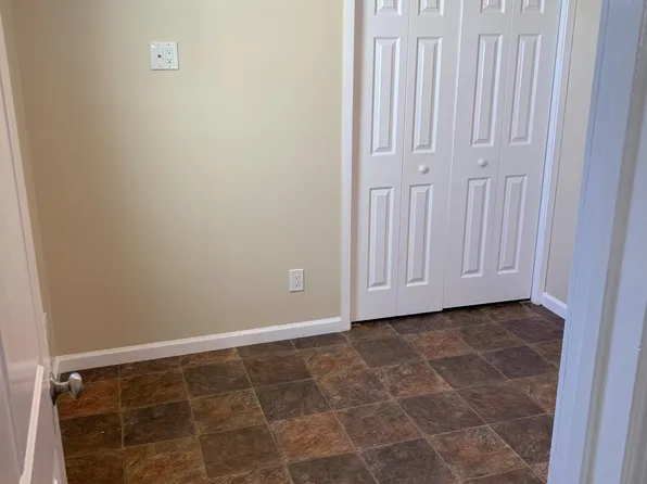 580 Sanford Ave, Richmond, CA 94801