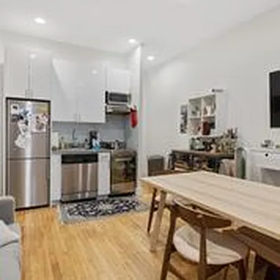 Rented by Dalan Rentals | media 17