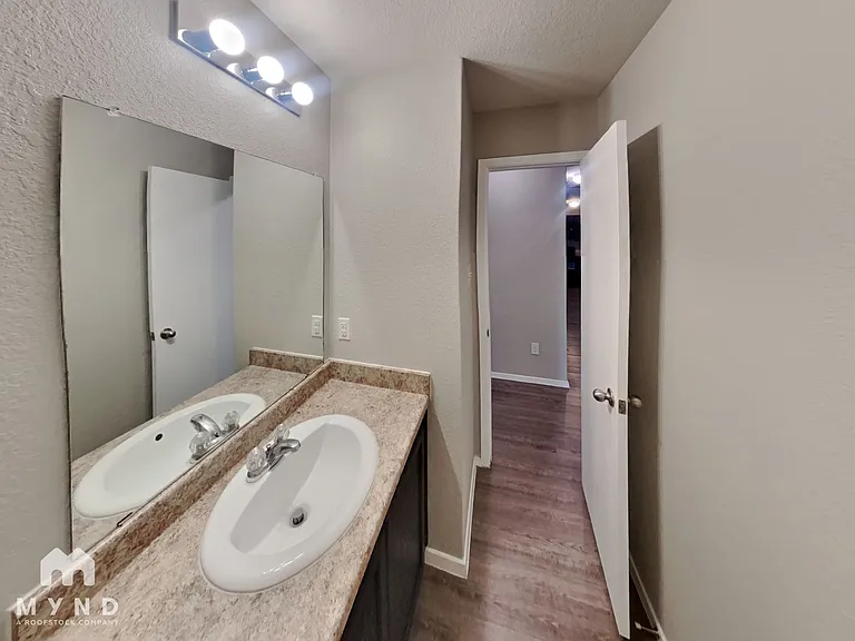 9527 Apple Ridge Ln — Photo 10