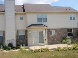 26762 Coronation Dr, Woodhaven, MI 48183