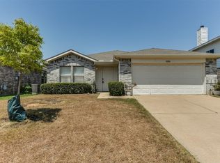 1016 Silver Spur Ln, Fort Worth, TX 76179