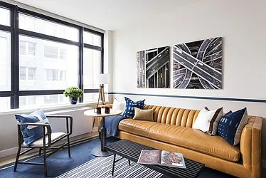 Rented by The Marketing Directors (Arias)