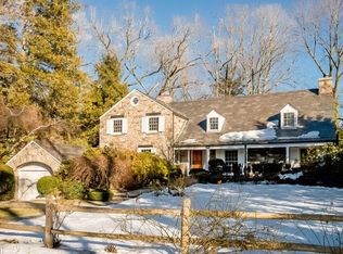 68 Church Ln, Scarsdale, NY 10583