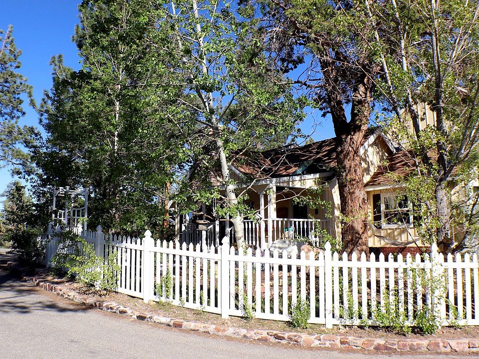 1st image of 103 Winding Ln