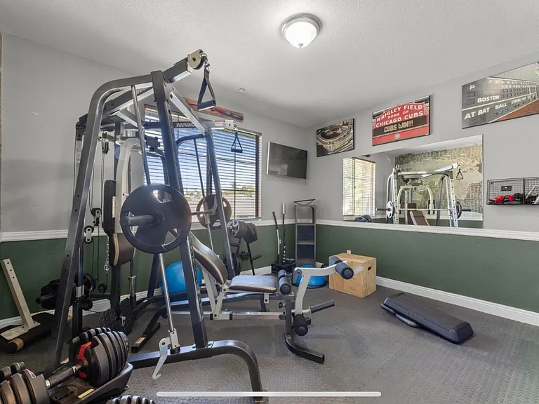 701 Rolling Green Dr — Photo 16