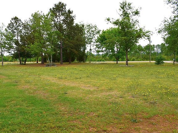 3rd image of 3444 Sandhill Road