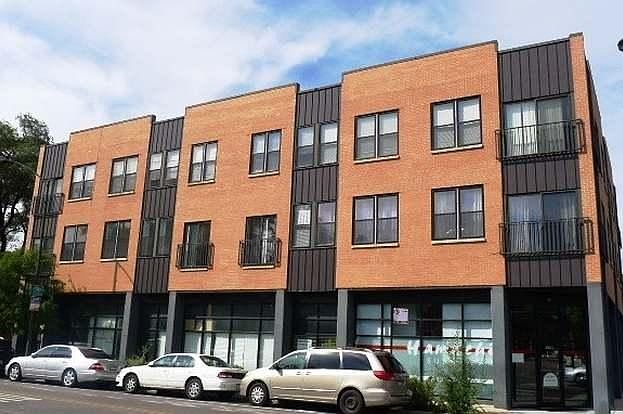 Picture of Building off of N. California Ave