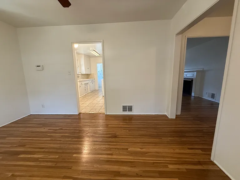 1333 E Colton Ave — Photo 13