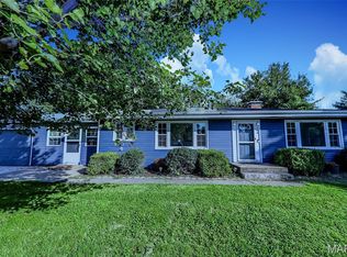 210 3rd St, Collinsville, IL 62234