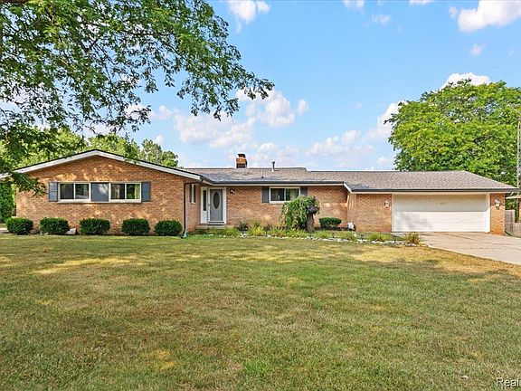 2nd image of 7366 Green Valley Dr