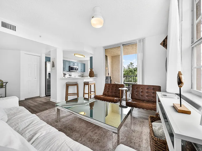 520 SE 5th Ave #2211 — Photo 5