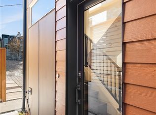 1112 F 13th Ave, Seattle, WA 98122