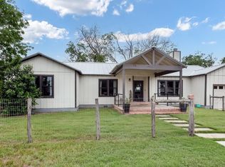 528 Lindner Ave, Comfort, TX 78013
