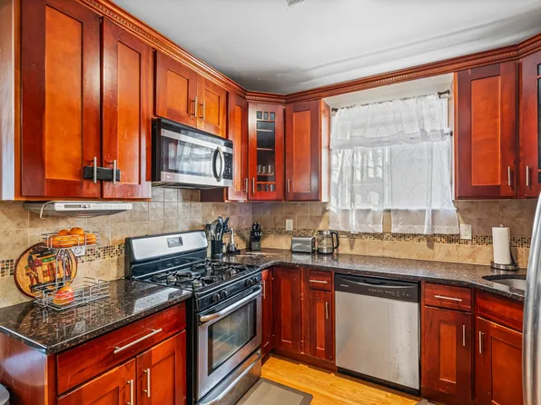 130-12 178th Street image 7 of 33