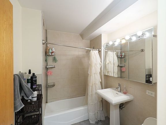 3rd image of 91 2nd Ave #4S