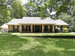 526 Pebble Crk, Livingston, TX 77351