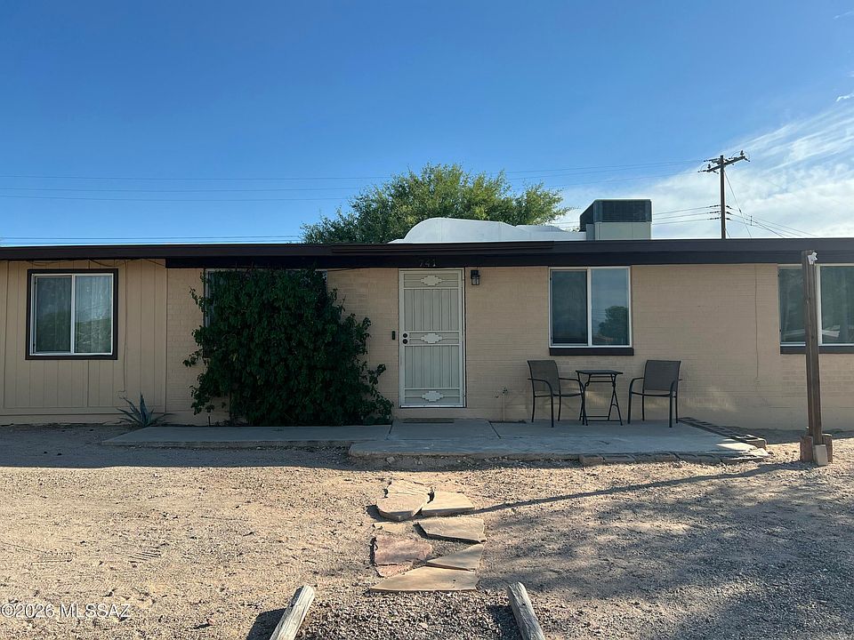 1st image of 741 W Calle Aragon