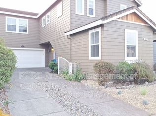 947 Hogwarts Cir, Petaluma, CA 94954