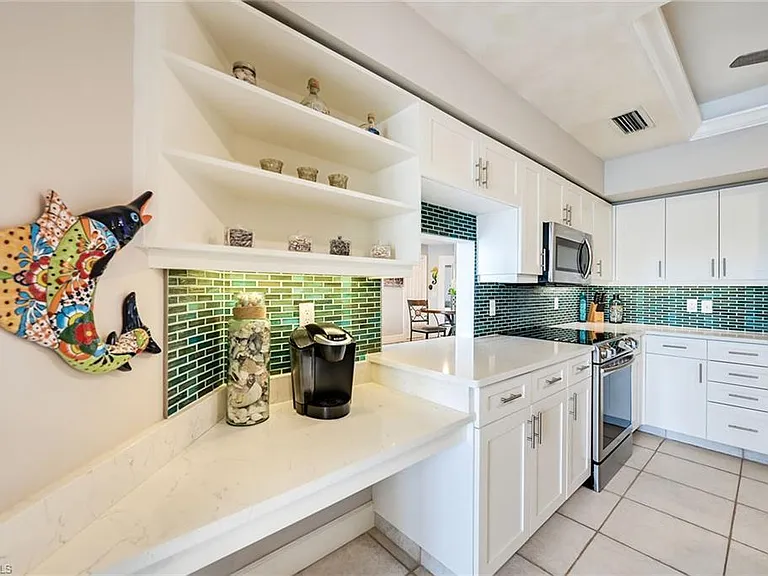 4530 Gulf Shore Blvd N #2-122 — Photo 7