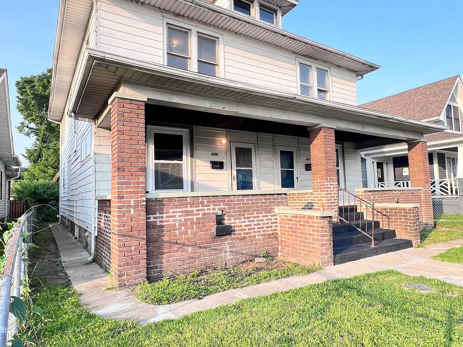 4 bed, 1484 sqft, $1,800 — Photo 2