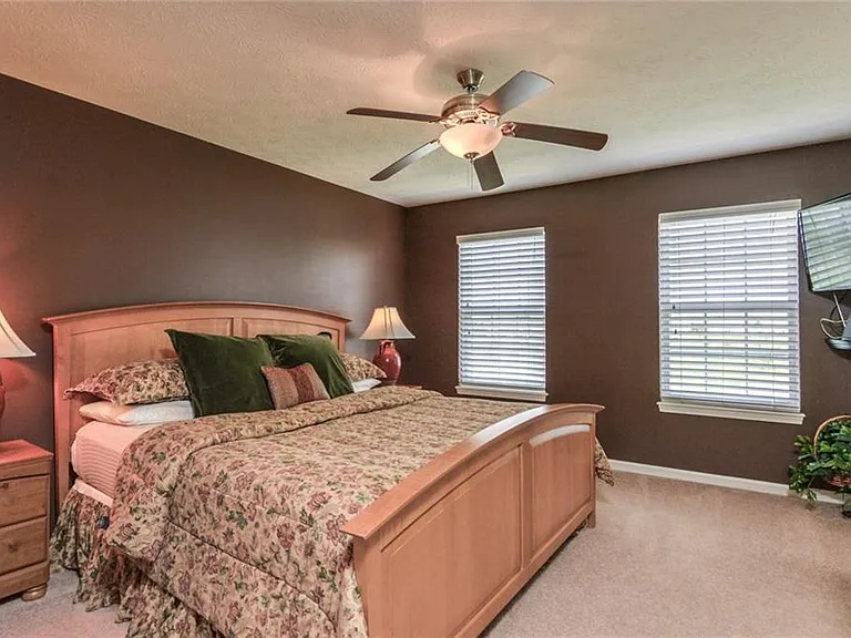 246 Coatsville Dr — Photo 9