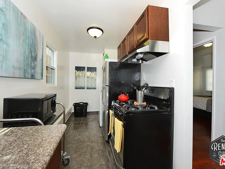 2400 Pacific Ave #6 — Photo 7