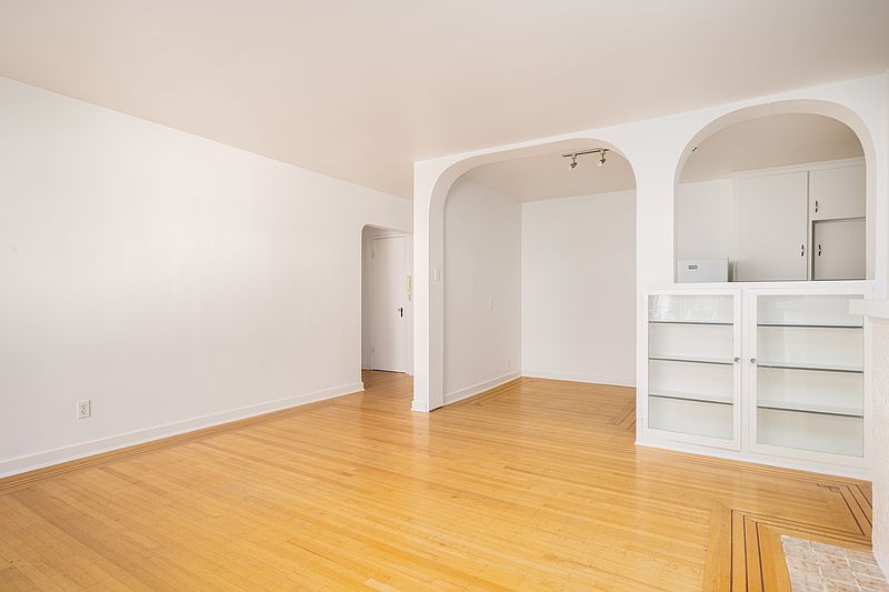 New Westminster Apartment for rent - 1 Bedroom — photo 3
