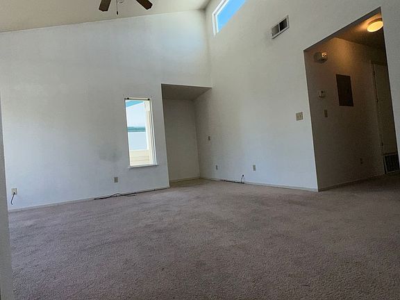 3rd image of 2661 Sycamore Glen Dr APT 3