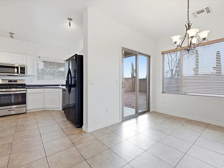 14252 S Avenida Zumba — Photo 10