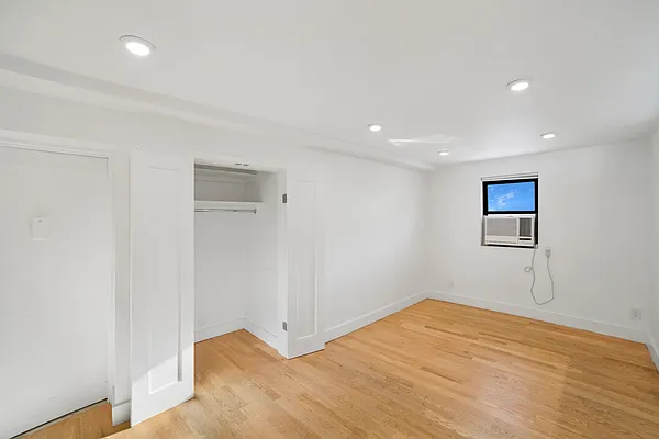 Rented by Mossanen Group | media 30