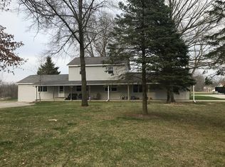 14349 N 900 East Rd, Bloomington, IL 61705