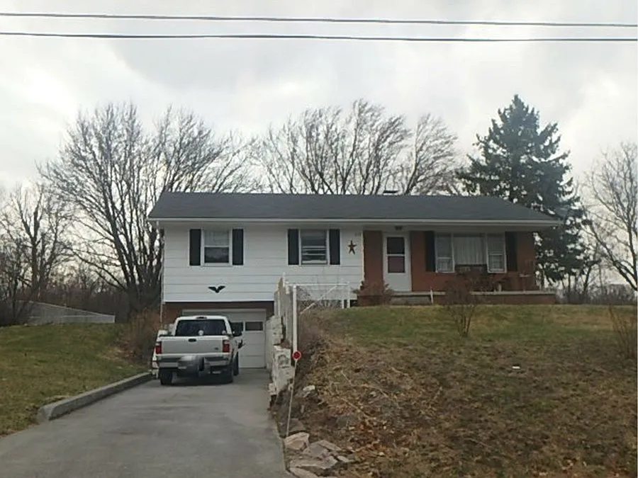 217 Ridge Rd photo 1