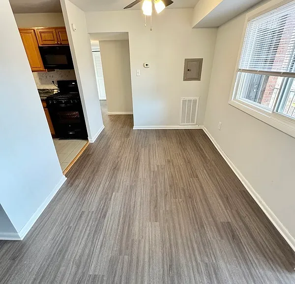 800 Brook Hill Rd — Photo 2