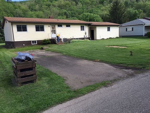 3rd image of 5 Willow Ln