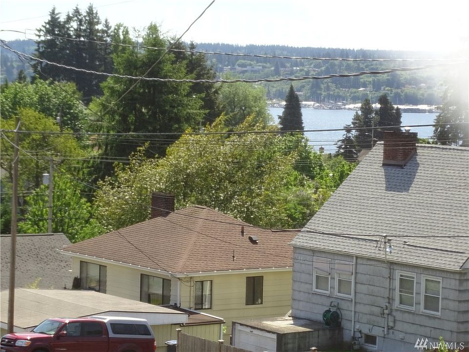 1st image of 4214 W D St