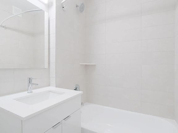 4th image of 777 6th Ave #20D