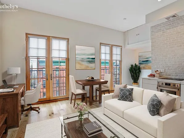 210 Pulaski St #4B, Brooklyn, NY 11206