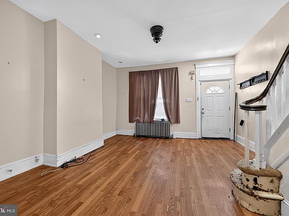 4th image of 2019 Mifflin St