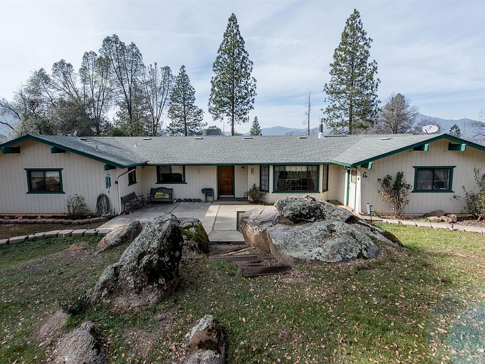 1st image of 49389 Vinnard Dr