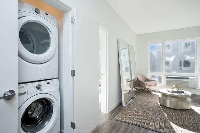 1st image of 321 54th St APT 204