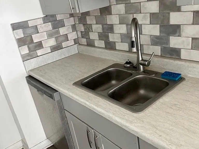 h1431 — Photo 13