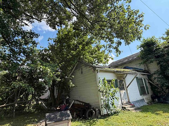4th image of 601 S 9th St