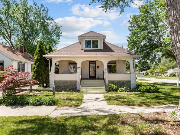1302 Emilie St, Green Bay, WI 54301