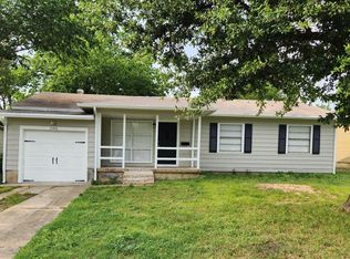 2301 Cochran St, Irving, TX 75062