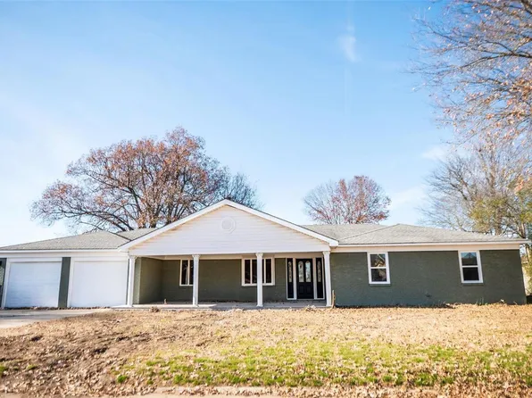 909 Falcon Dr, Kennett, MO 63857