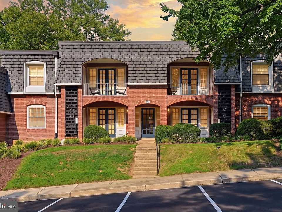 1st image of 5911 Prince James Dr #D