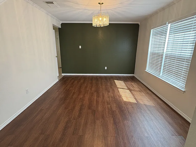 8215 Stagwood Hl — Photo 14