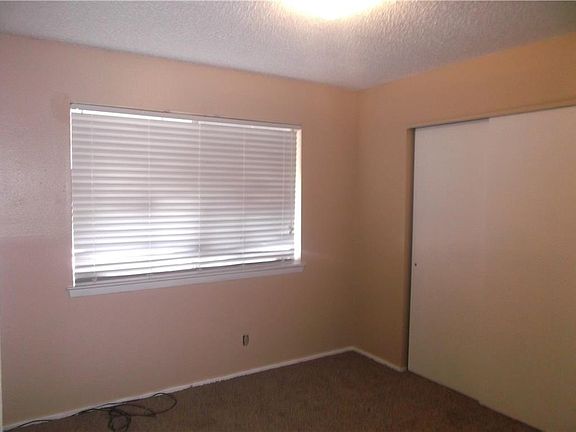 4th image of 10229 Dunbarton Dr