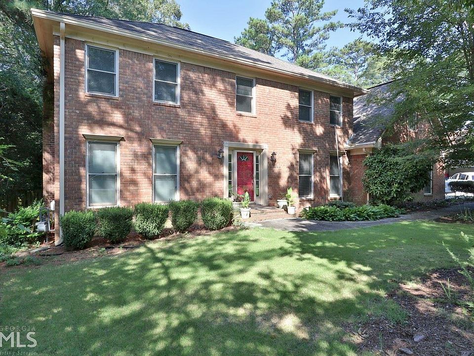 1st image of 2605 Kinnett Dr SW #0